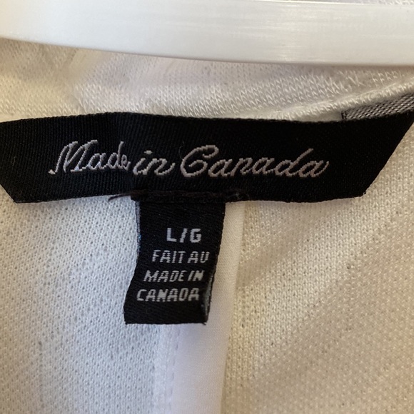 Ladies white coat! Cute!!! Versatile - Picture 2 of 3